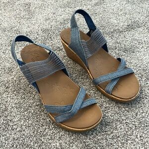 Sketchers Beverley High Tea Blue Luxe Foam Cork Wedge Sandal Size 10